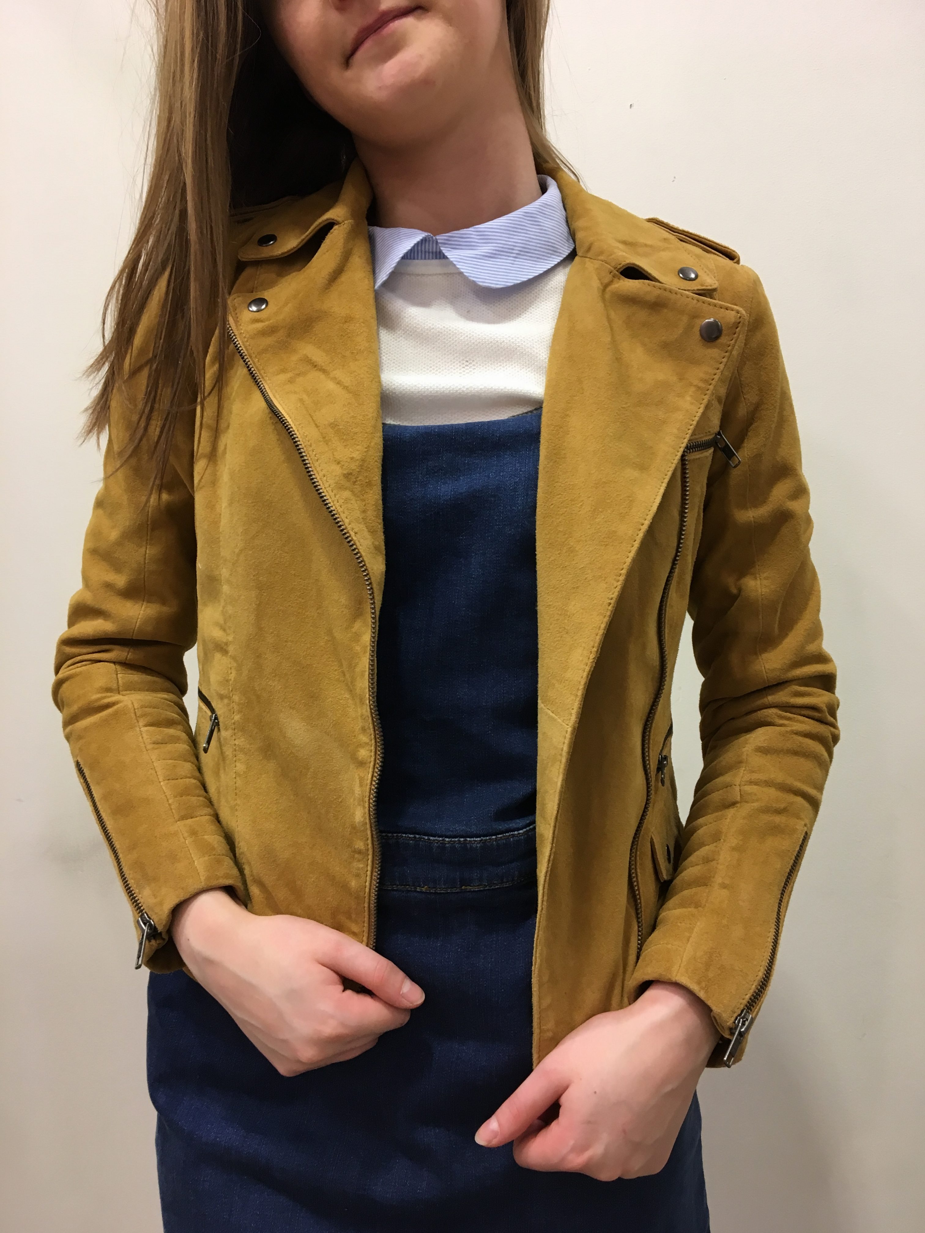 Cuir moutarde velours chèvre