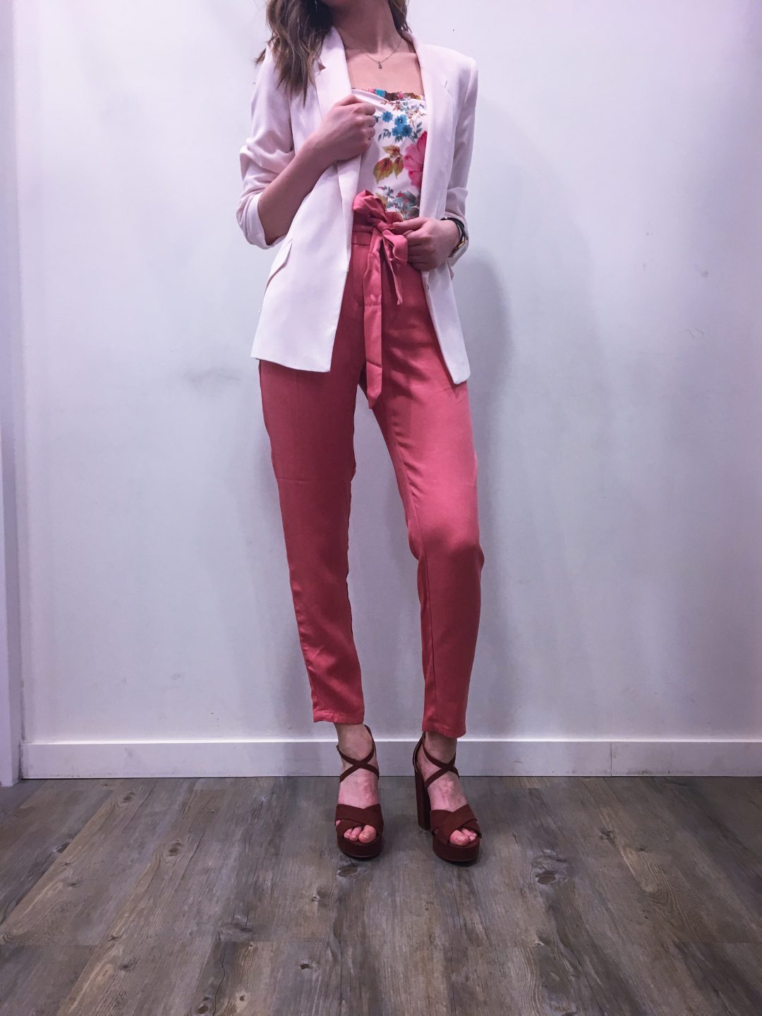 Bustier fleuri et pêche de vigne NAF NAF