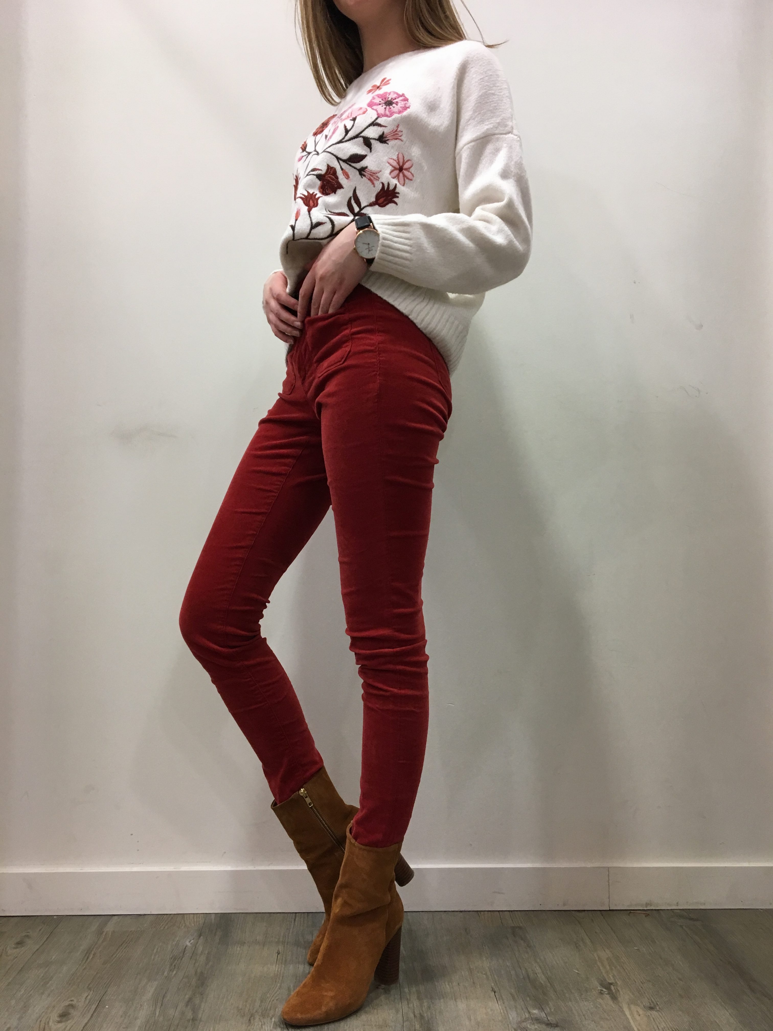 NAF NAF pull fleuri et velours orangé