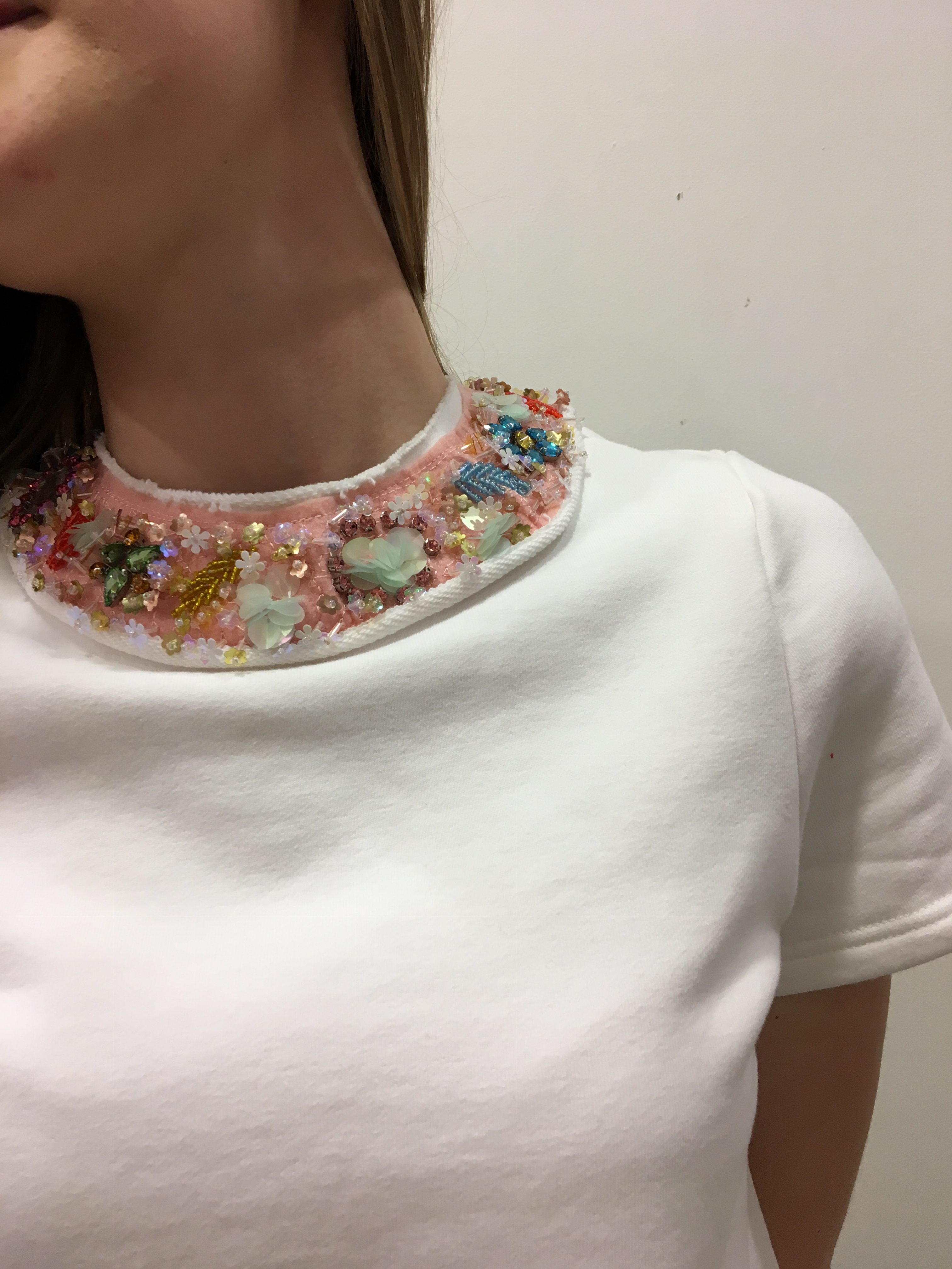 Col sweat bijoux NAF NAF