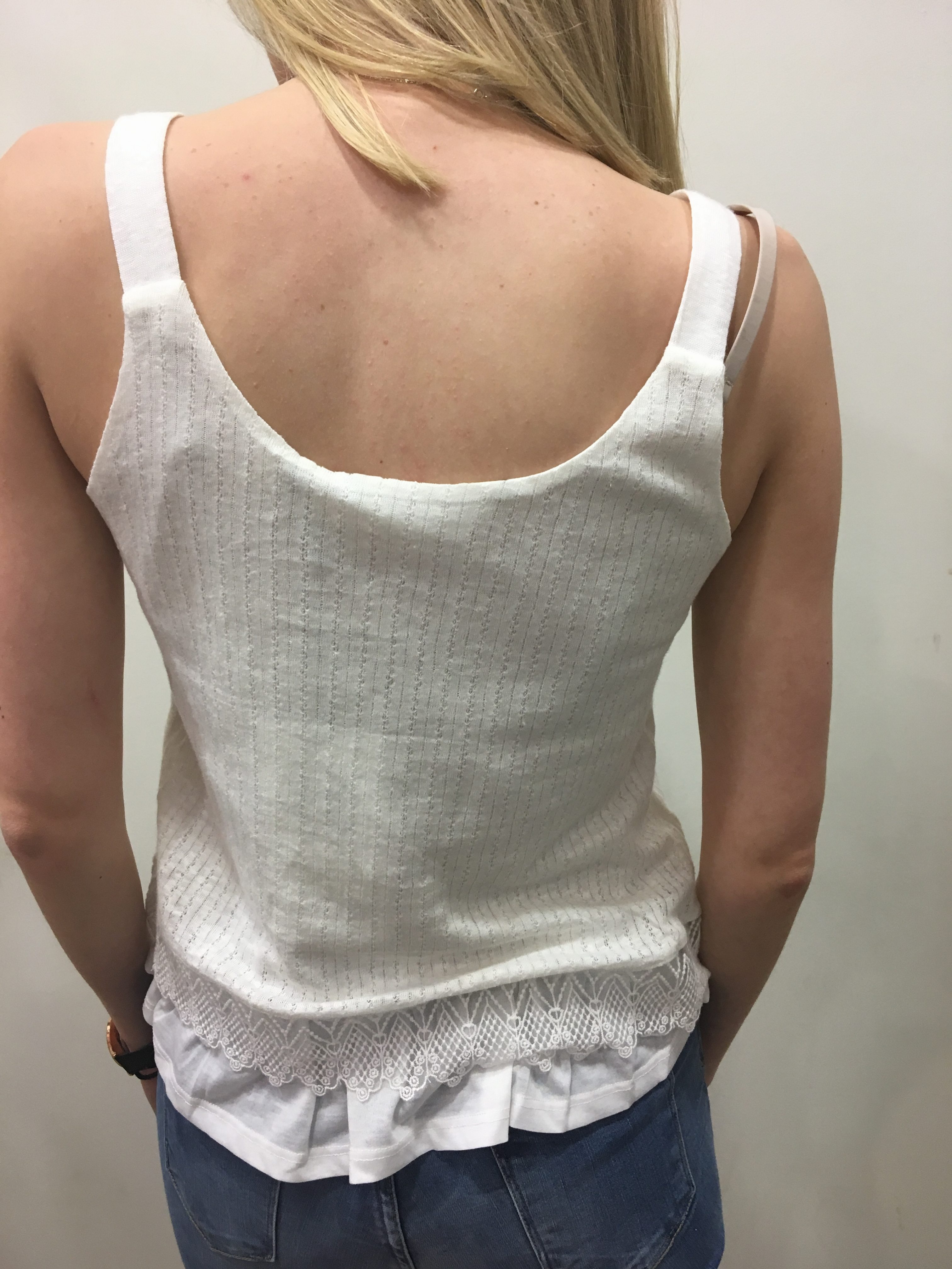 Dos top en lin NAF NAF