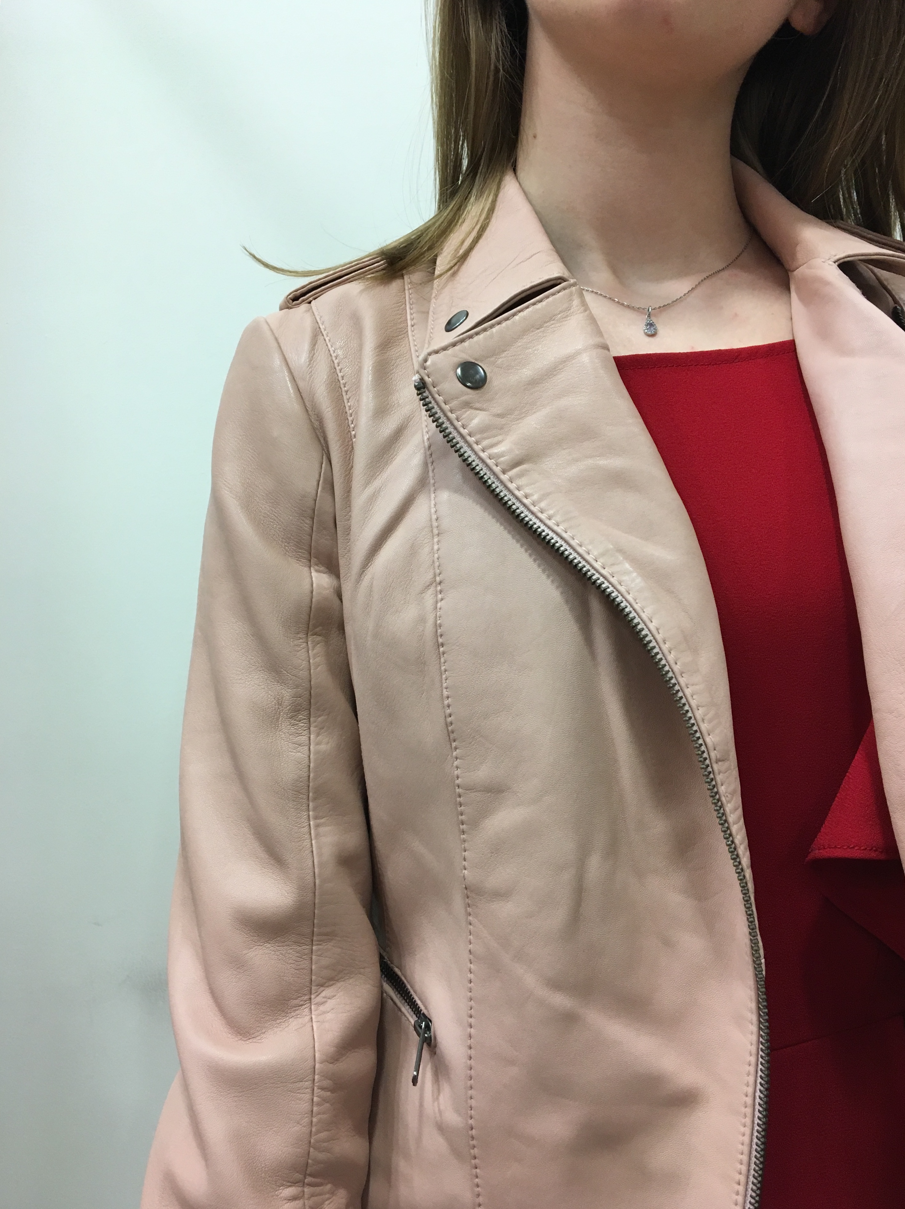 Détail cuir NAF NAF