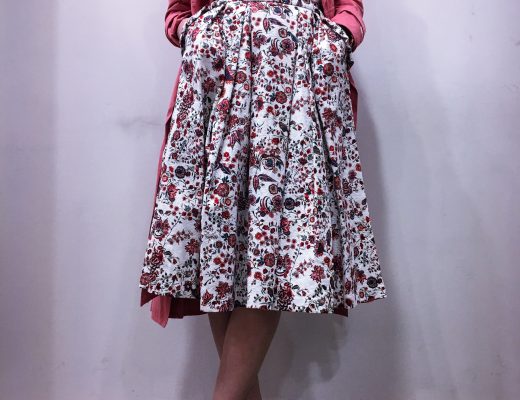 Trench rosaline et fleurs de Collectionistas