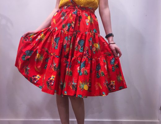 Dentelle ensoleillée et jupe imprimée NAF NAF