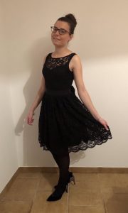 Robe femme en dentelle noire
